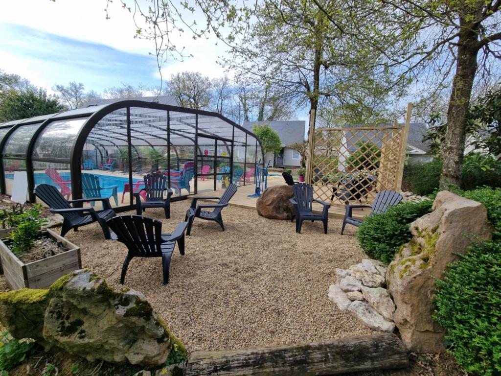 Les Chalets De Saumur, Piscine & Parc Boise, 100M Du Cadrenoir Eksteriør bilde